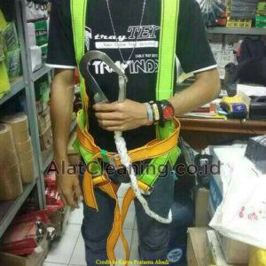 Body Harness tampak depan
