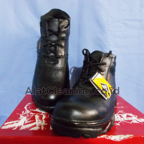 Sepatu Safety Delta