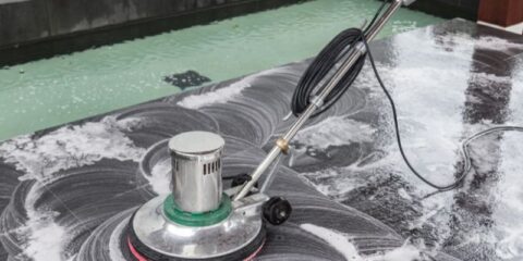 efektivitas floor polisher dalam membersihkan noda featured image